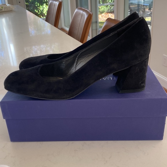 Stuart Weitzman Mary Mid Suede Pumps - Picture 8 of 12